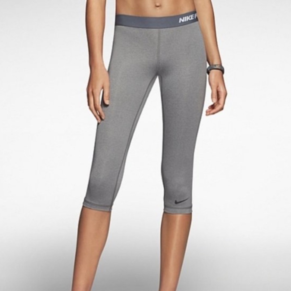 Nike Pro Capri Leggings